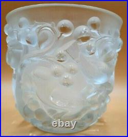 Lalique France Crystal AVALLON Vase